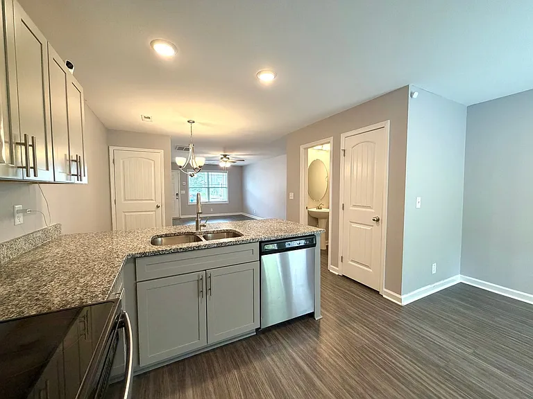 4 Covington St #244 — Photo 12