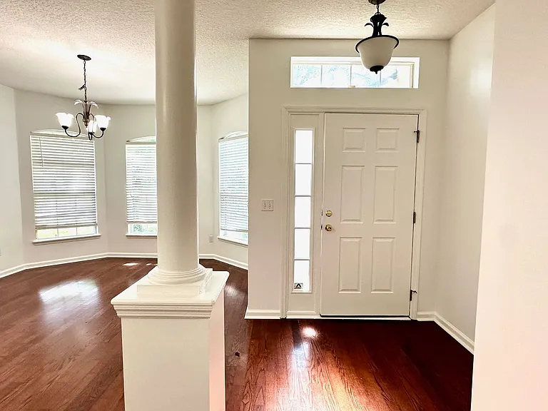 96015 Long Beach Dr — Photo 2