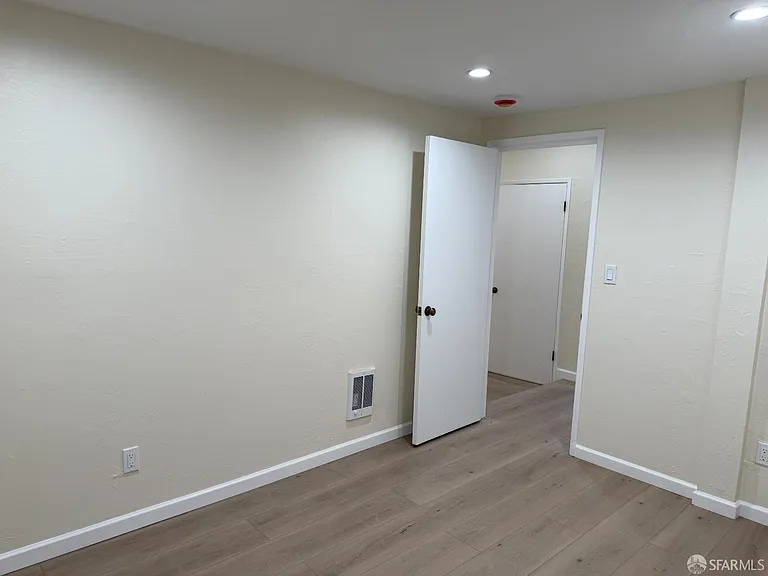 258 Dorland St #7 — Photo 20