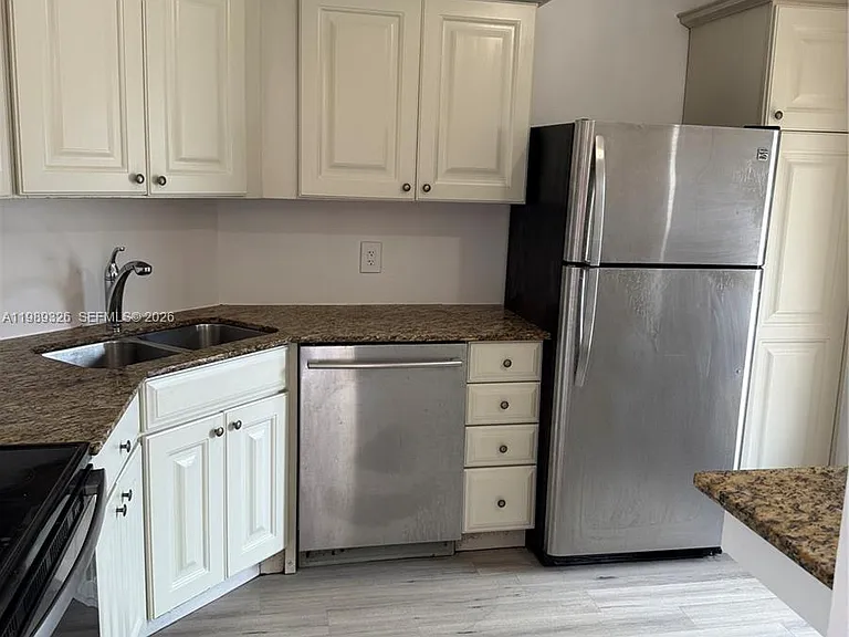 6301 N Falls Circle Dr #213 — Photo 20
