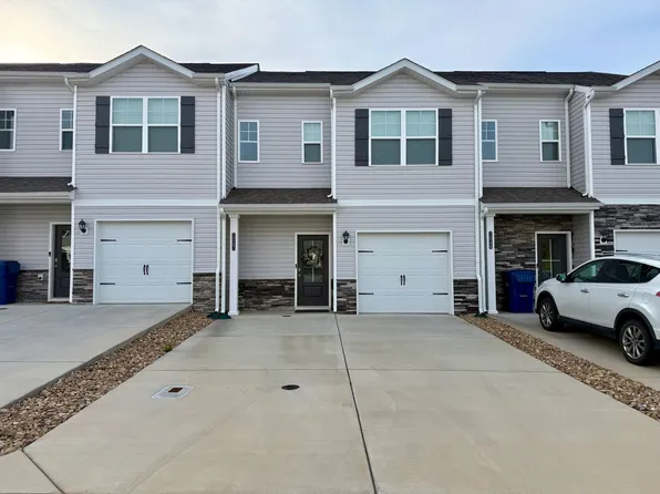 1047 Saylors Pl, Jonesborough, TN 37659