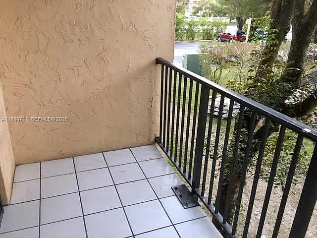 14221 N Kendall Dr #206C — Photo 5