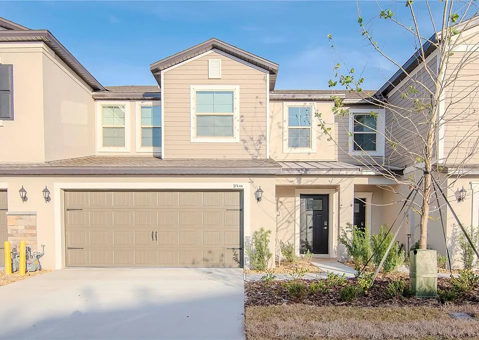 3210 Bryant Park Dr