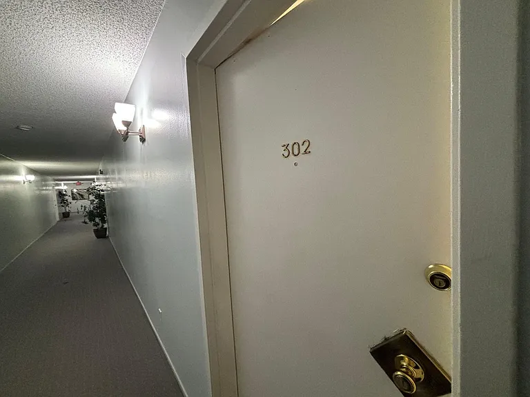 120 S Sierra Madre Blvd #302 — Photo 2