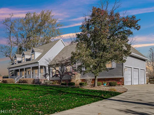 10418 Pretty Lake Trl, Plymouth, IN 46563