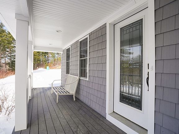 3rd image of 162 Fiskdale Rd