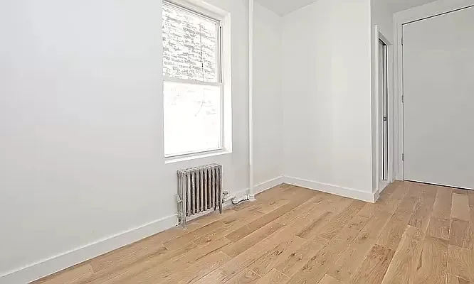 Rented by REAL New York | media 21