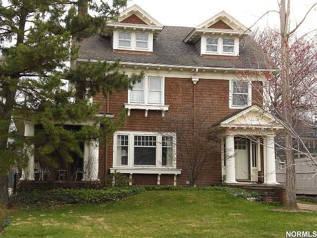 1st image of 2199 Delaware Dr