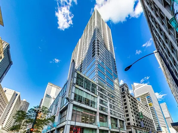 8 E Randolph St Unit 2702, Chicago, IL 60601