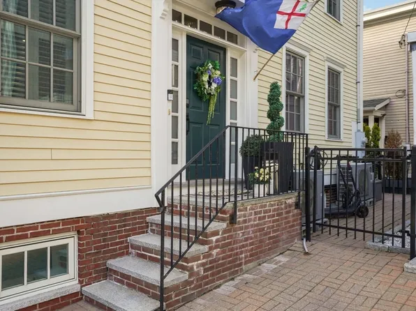 127 High St, Charlestown, MA 02129