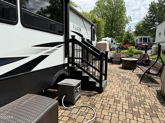 4th image of 4229 E Pkwy #84-lot 84