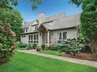 (Undisclosed Address), East Hampton, NY 11937