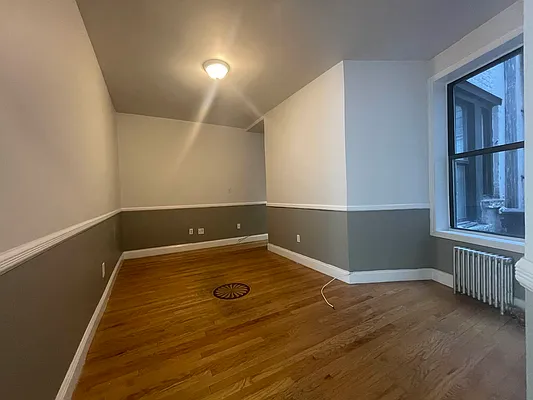 Rented by J PRESTON AND ASSOCIATES INC | media 18