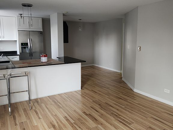 3rd image of 2333 N Neva Ave APT 316C