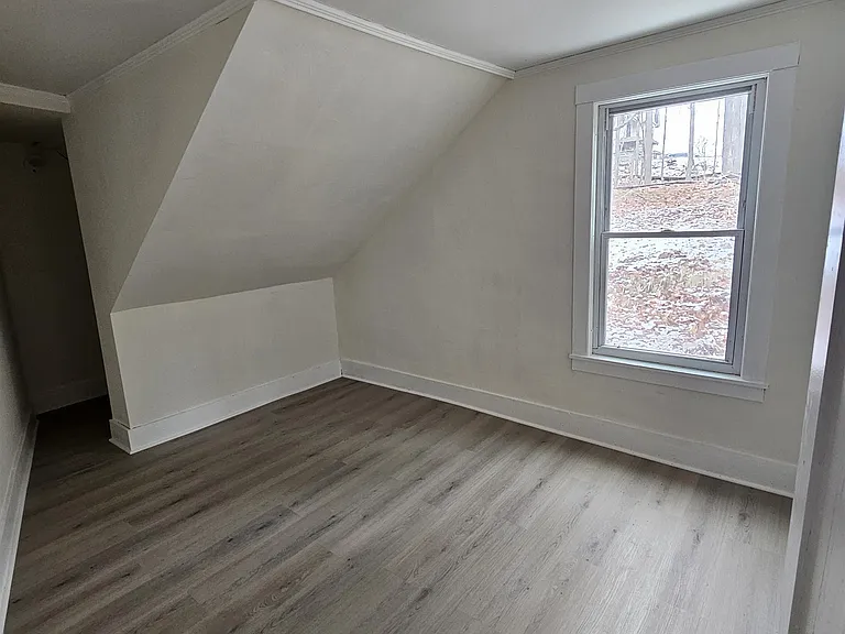 47 Highland St — Photo 16