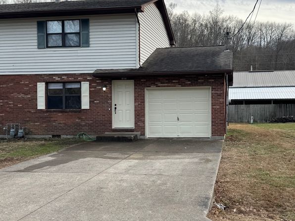 1035 Village Ln #1035