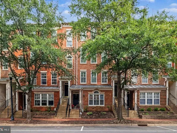 417 Cameron Station Blvd, Alexandria, VA 22304