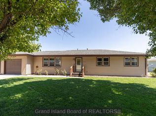 2611 19th Ave, Central City, NE 68826