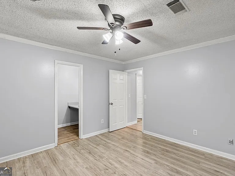 991 Brandon Hill Way — Photo 15