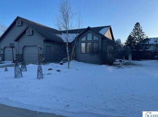 1022 Southridge Rd, New Ulm, MN 56073