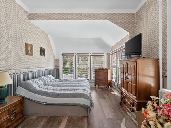 93 West 35th Street image 17 of 47