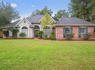 214 Oak Island Dr, Mandeville, LA 70448