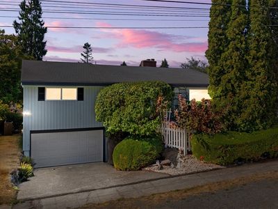 12225 Palatine Avenue N, Seattle, WA, 98133