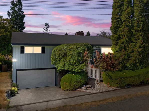 12225 Palatine Avenue N, Seattle, WA 98133