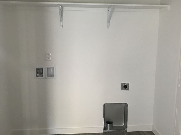 4th image of 3613 E 11th St Unit A