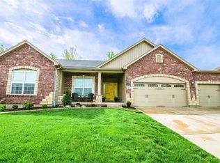 4 Tucker Manor Ct, Wentzville, MO 63385