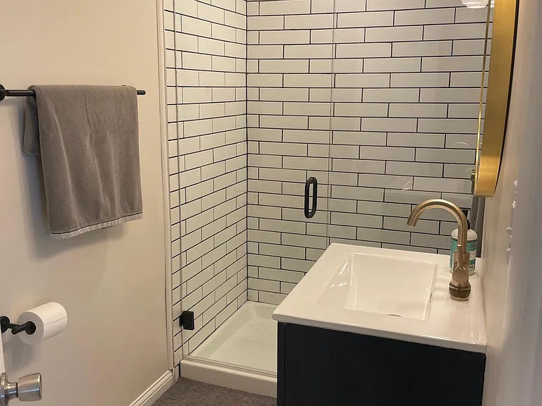 614 Garrard St #2 — Photo 3