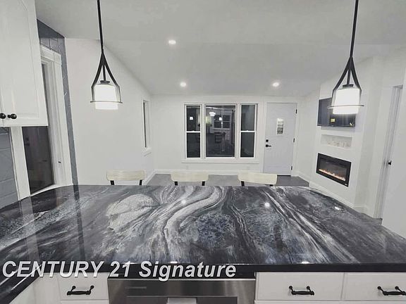 4th image of 7203 Rodgers St