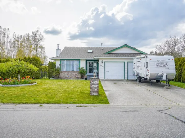 3329 197th St, Langley, BC V3A 7X4