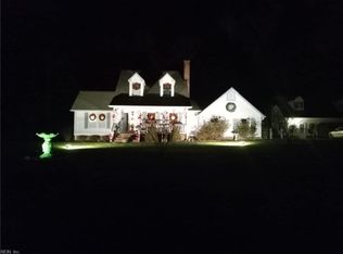 28453 Darden Point Rd, Courtland, VA 23837