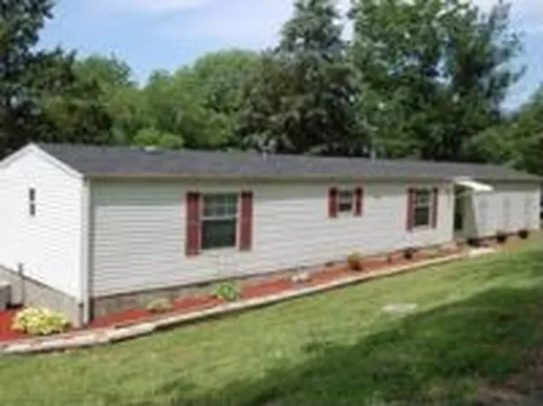 170 Coys Cove Ln, Gainesboro, TN 38562
