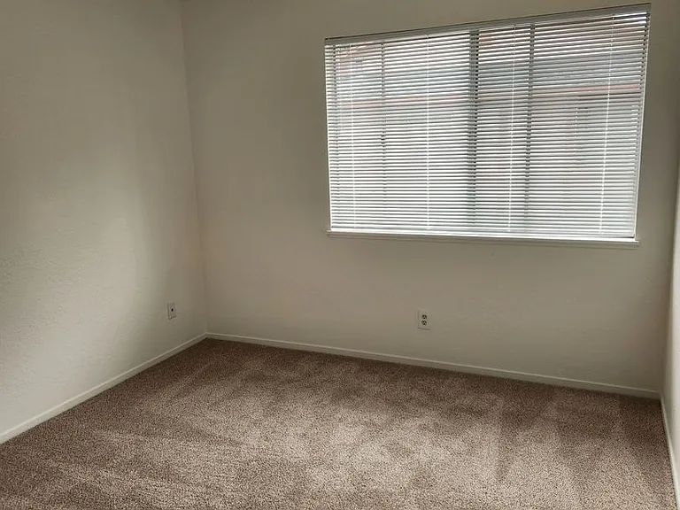 916 Kirsten Ct, Rohnert Park, CA 94928 — Photo 13