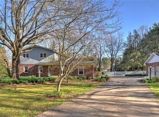 15 Mountain View Dr, Arden, NC 28704