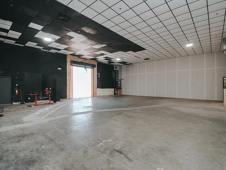 3706 N Navarro St #800 — Photo 12