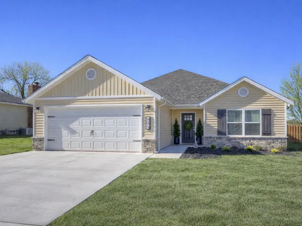905 Durward Hall Drive, Carthage, MO 64836