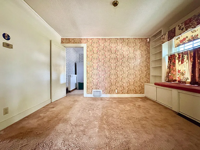 626 S Gladstone Ave — Photo 12