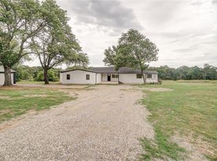 22382 Davis Dr, Earlsboro, OK 74840