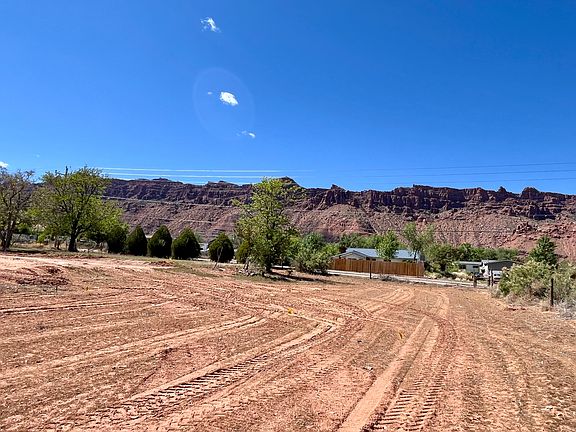 2nd image of 2381 S Spanish Valley Dr