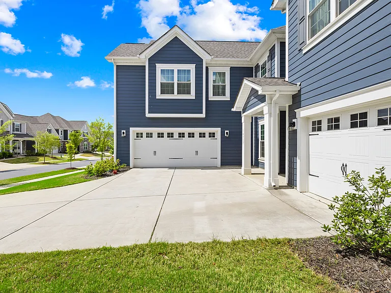 14917 Baldridge Dr — Photo 4