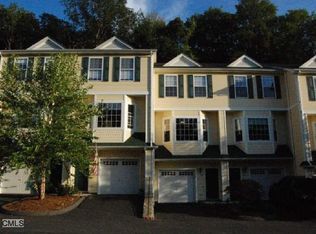28 Great Oak Ridge Way, Seymour, CT 06483