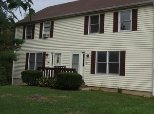 135 Liberty St, Clinton, CT 06413