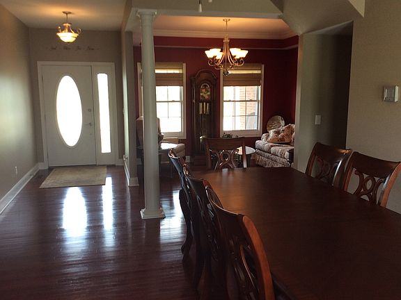 Foyer/Living Rm/Dinning Rm