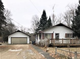325 W 4th St, Morley, MI 49336