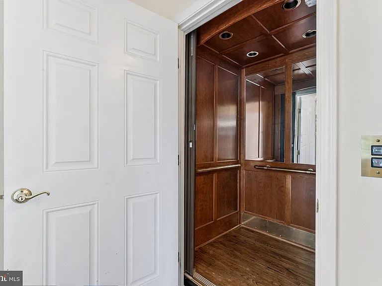 10034 Scenic View Ter — Photo 24