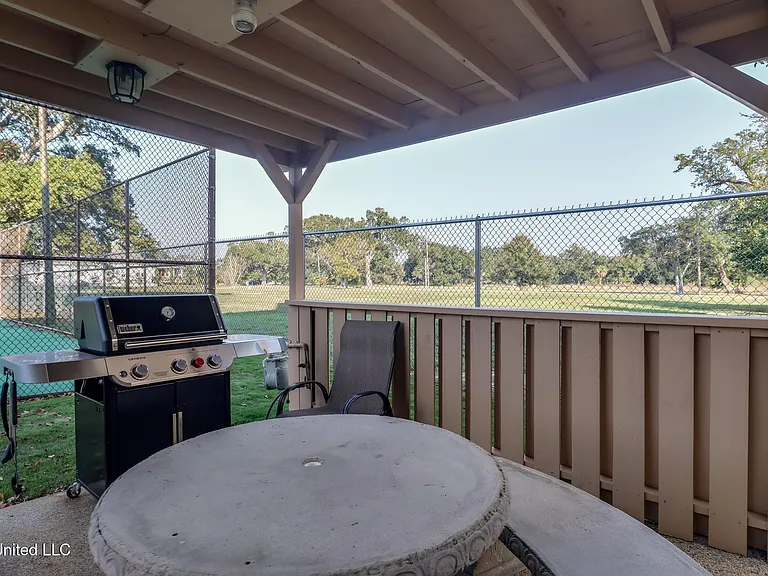 520 Beach Blvd #501 — Photo 28