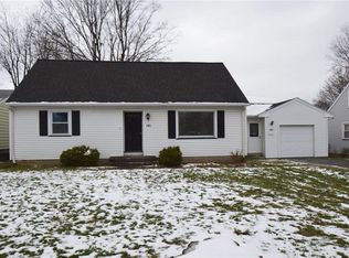 141 Skycrest Dr, Rochester, NY 14616